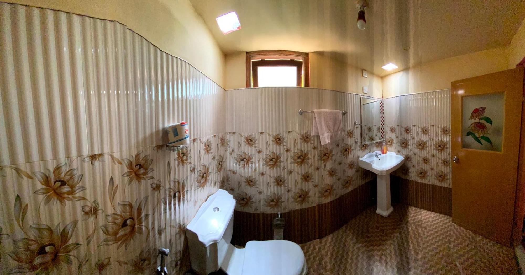 Omi Relax Inn 엘라 외부 사진